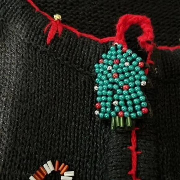 Kim Rogers embroidered XL Christmas vest - Picture 4 of 5